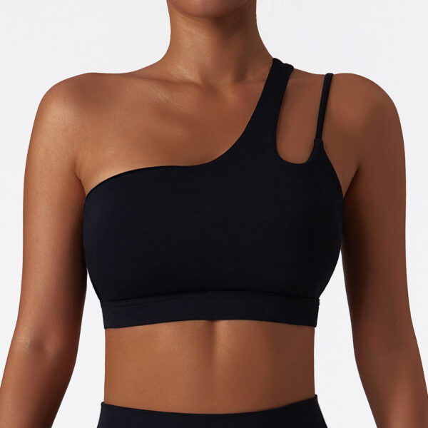 Dynamic Edge: Oblique One Shoulder Yoga Bra-Aston Sienna