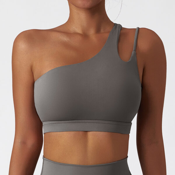 Dynamic Edge: Oblique One Shoulder Yoga Bra-Aston Sienna