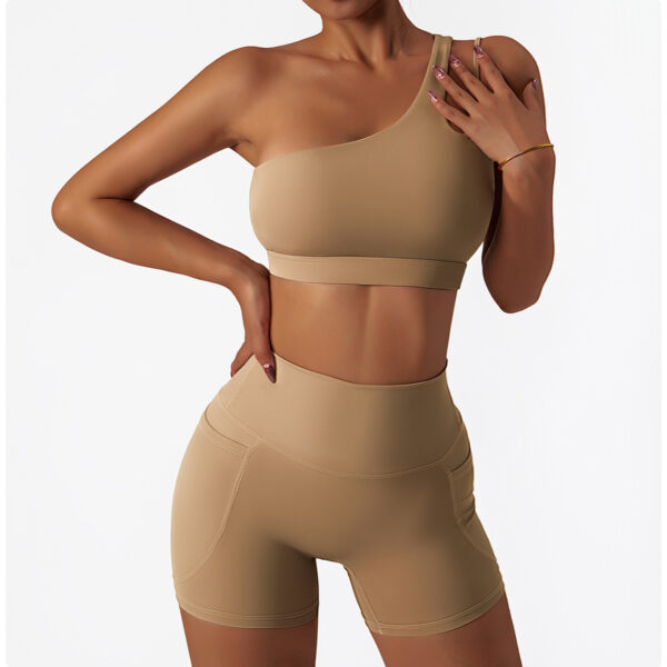 Dynamic Edge: Oblique One Shoulder Yoga Bra-Aston Sienna