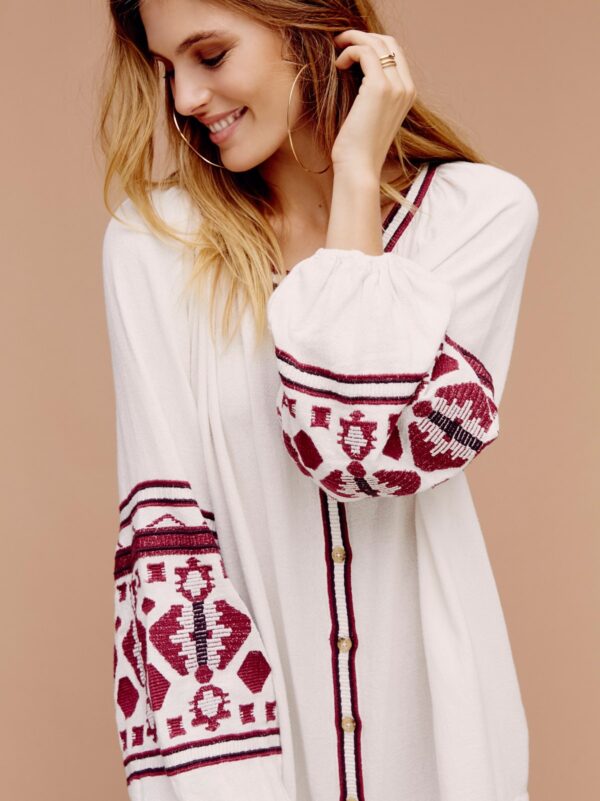 ASTON SIENNA Loose Cardigan Dress. Comfortable and stylish, perfect for casual outings and beach vacations. A versatile addition to your wardrobe.