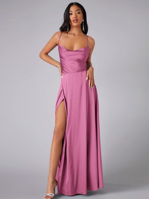 Stun in Style: Slim Fit Backless Formal Dress