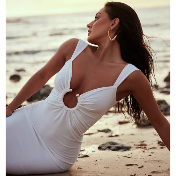 Dazzle in our Sexy V-neck Backless Split Slim Dress at Aston Sienna Boutique. Chic, flattering design for a stylish look.