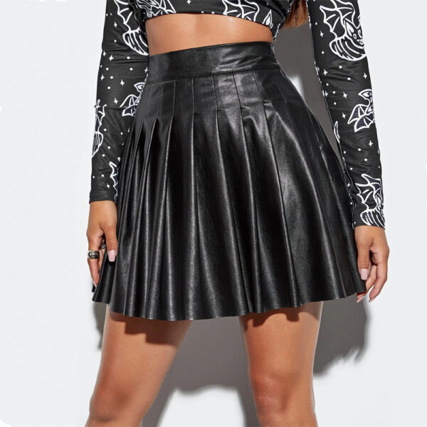 ASTONSIENNA Nightclub Chic: Sexy Pleated Faux Leather Skirt