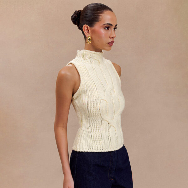 ASTON SIENNA Stay Chic with Our Autumn-Winter Woolen Half Turtleneck Sleeveless Sweater Vest