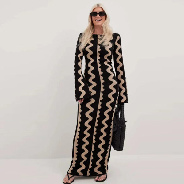Chic and Cozy: Autumn Winter Wave Striped Maxi Dress