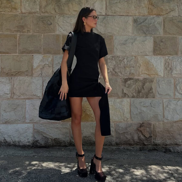 ASTON SIENNA Spring Flair – Metal Buckle Short Dress
