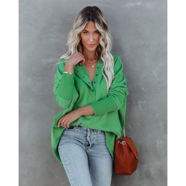 ASTON SIENNA Cozy Chic: Multi-Color Batwing Sleeve Sweatshirt