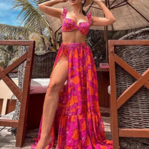 Sleeveless three-piece bikini set (top + pants + skirt)