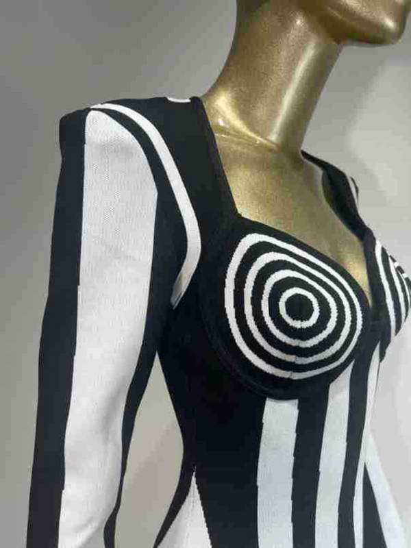 Black and White Vertical Striped Bandage Dress Party Dress - Image 2