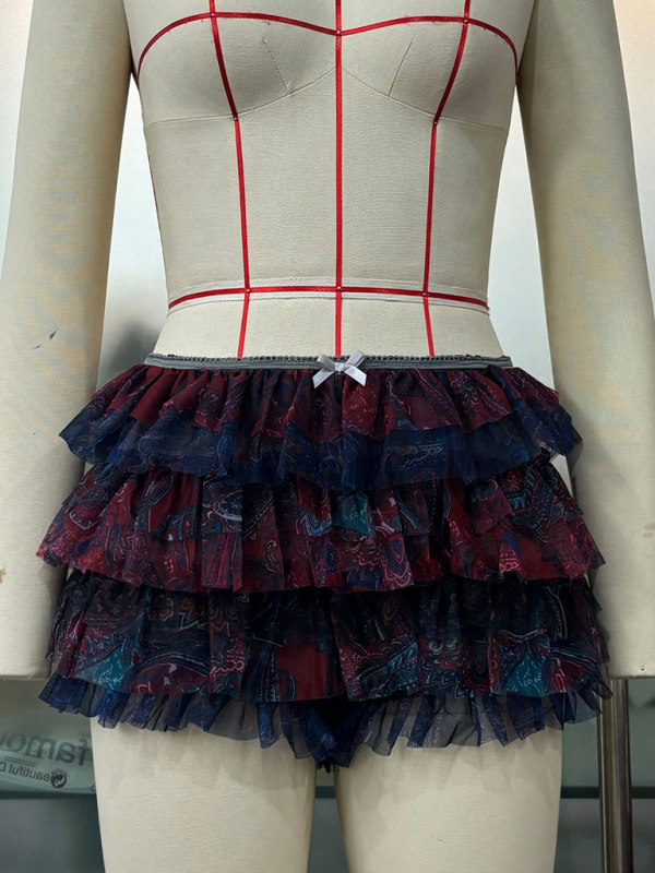 Ruffled Wavy Low Rise Shorts - Image 3