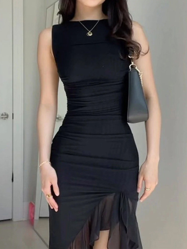 Mesh dress with irregular ear-cut waist and elegant pleat design - Image 3