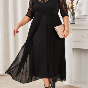 Plus size women's round neck lace dress