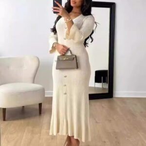 Long slim fit knitted long-sleeved dress