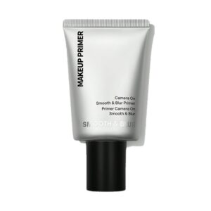 Apply moisturizing lotion before makeup