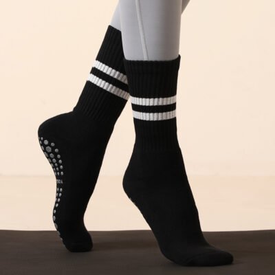 premium sport socks breathable cotton socks cushioned gym socks for everyday comfort